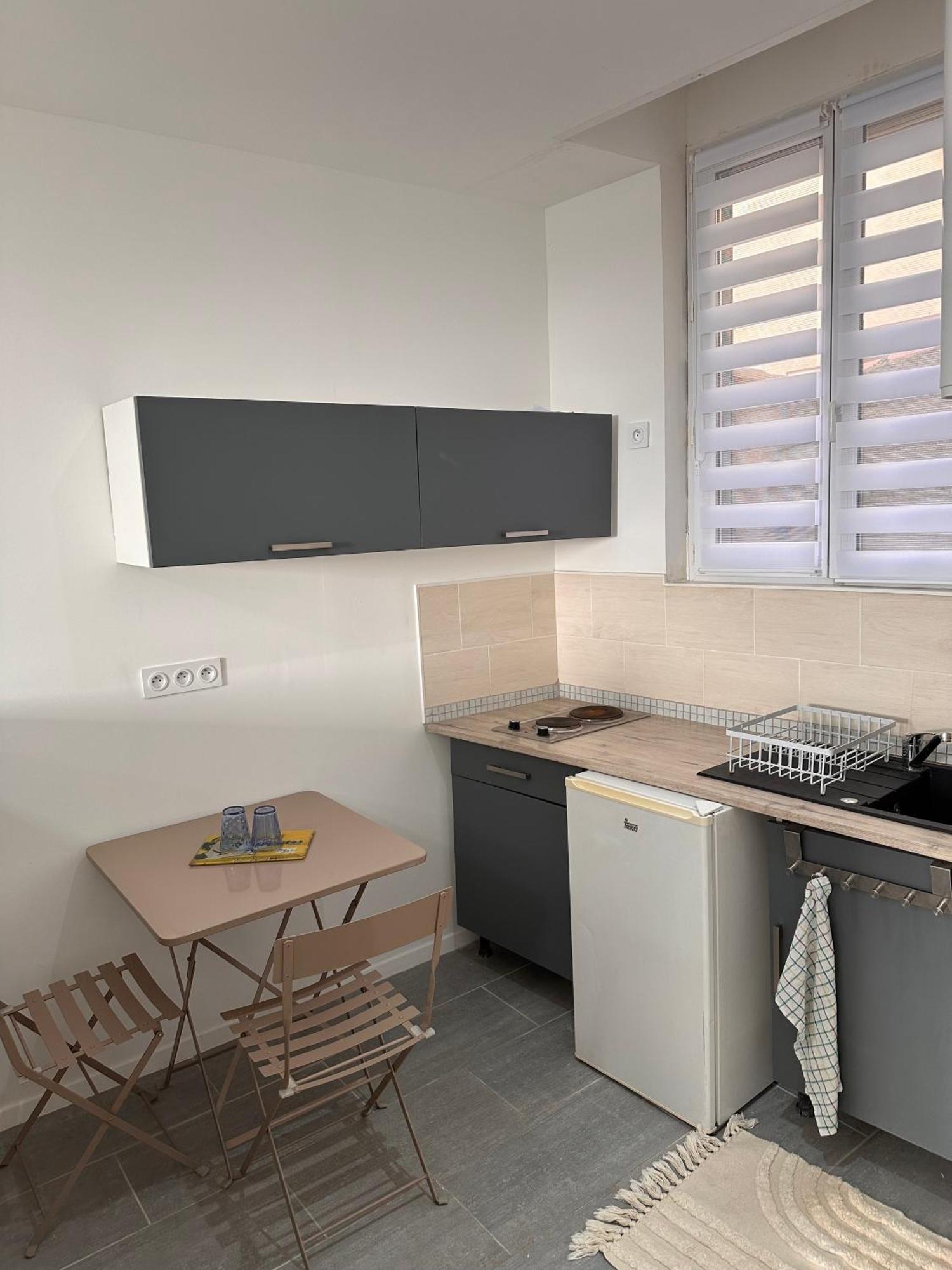 Cocon Des Poetes Non Fumeur Quartier Victor Hugo Centre Apartment Béziers